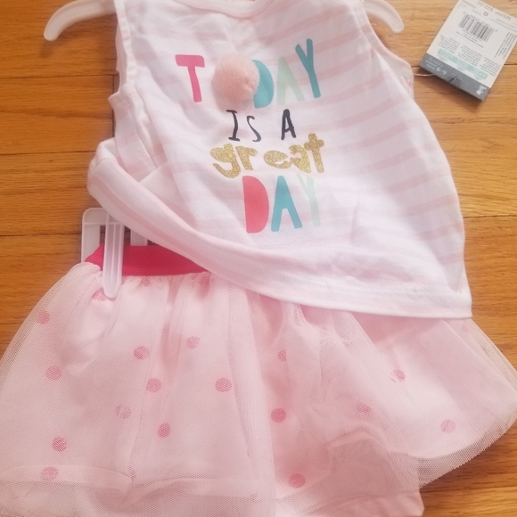 NWT- Carter's Matching Set - - Picture 1 of 16